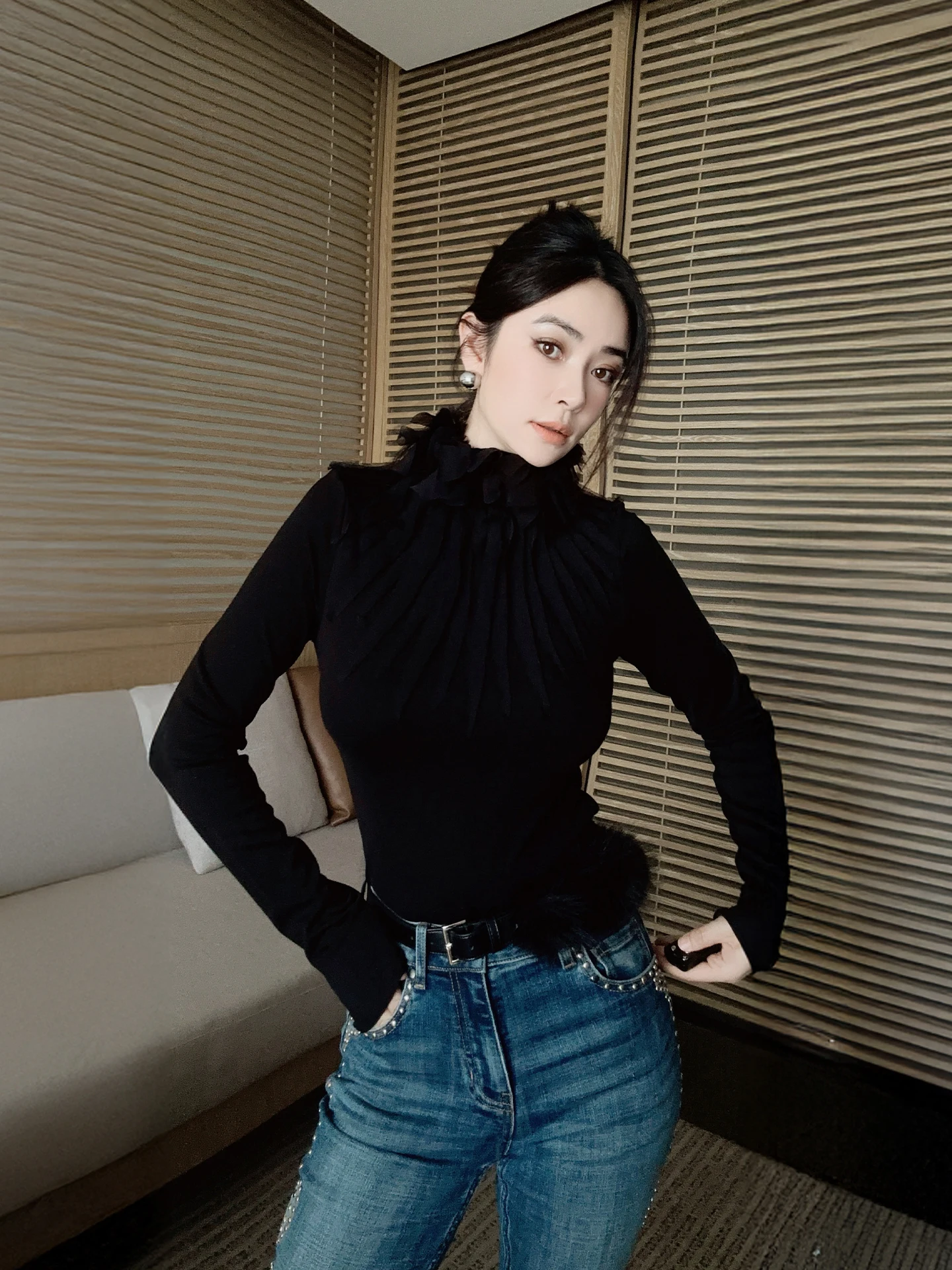 

Облегающая удлиненная футболка с высоким воротником, свободная, повседневная, оригинальная, для женщин, из лиоцелла и хлопка...