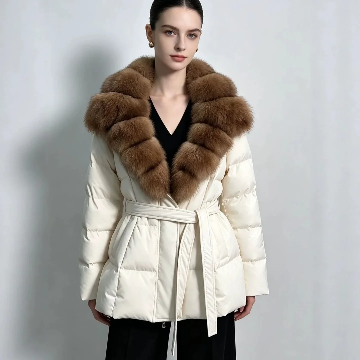 New Winter Women's Down Jacket Fox fur collar Commuter Fashion Jacket
