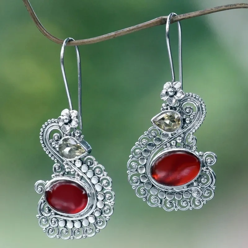 Ladies' Vintage Patterned Hooks Earrings Hollowed Out Carved Flowers Inlay Synthetic Zircon Drop Earrings Bohemian Style Jewelry