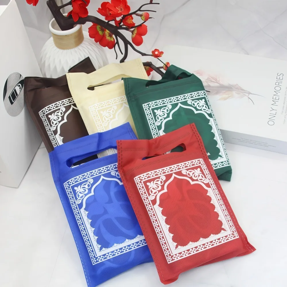 

Мусульманский портативный коврик для намаза, легкий и гигиеничный, для исламского салата, одноразовый, карманный коврик для поклонения, для паломничества