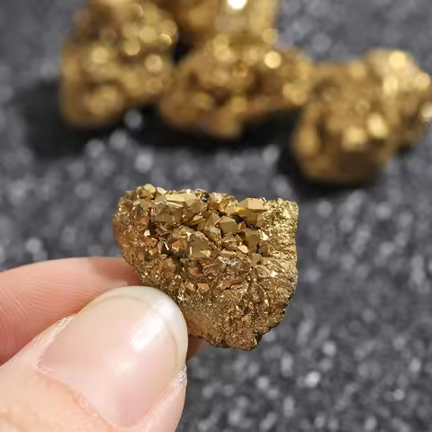 Electroplating Gold Crystal Cluster Natural Materials Titanium Geode Raw Gemstone Bare Quartz Mineral Specimens Jewelry Making