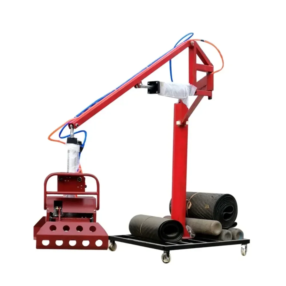 Pneumatic mechanical gripper transporter to grab fertilizer and cement feed, truck-mounted crane, balancing crane