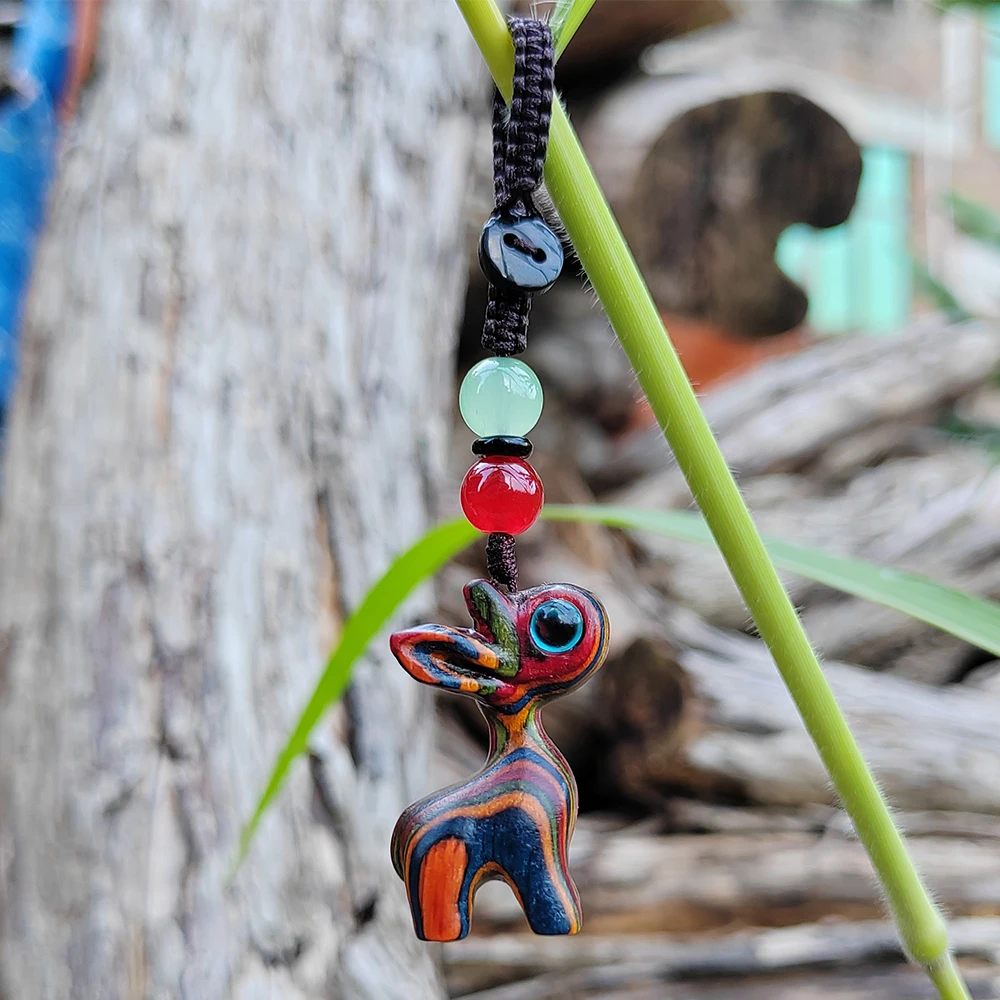 1.1 Inch Colorful Wooden Deer Pendant, Hand-Carved, Ethnic Style, Cartoon Style, Suitable for Office Decorations, Party Decorations, Housewarming Gifts, Keychains, Christmas Decorations, Bag Charms, Back-To-School Season Gifts