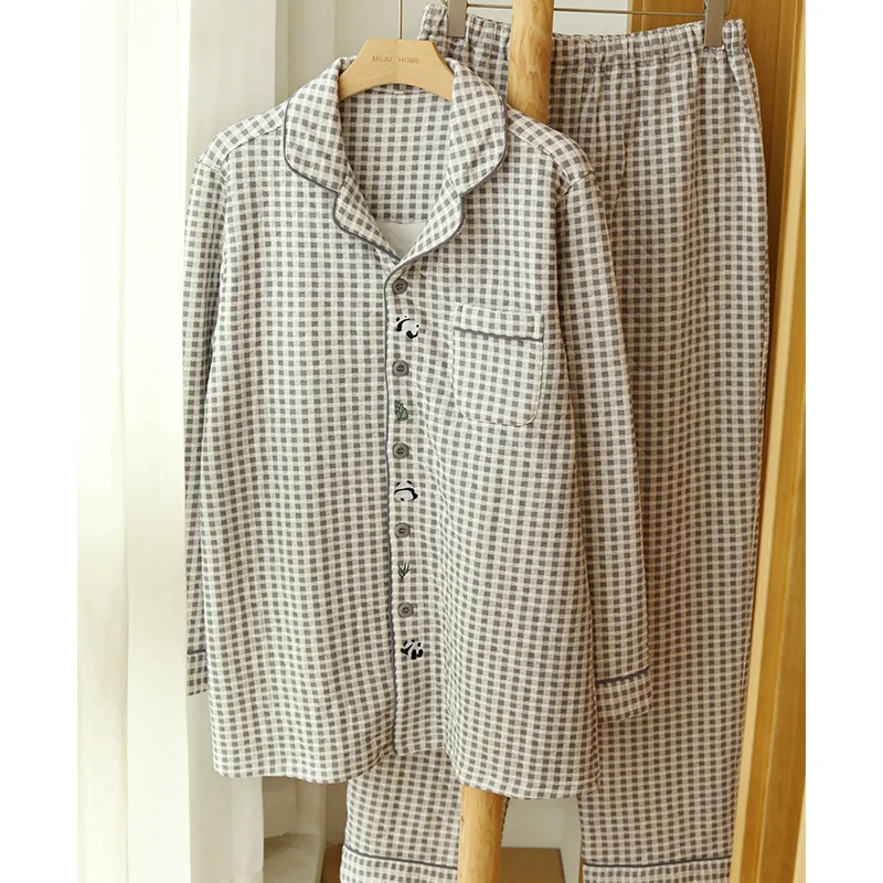 Winterpaar aus reiner Baumwolle, dreilagige Baumwolle, gepolstert, dicke Pyjamas, Cartoon-Stickerei, warme Winterkleidung für Männer und Frauen