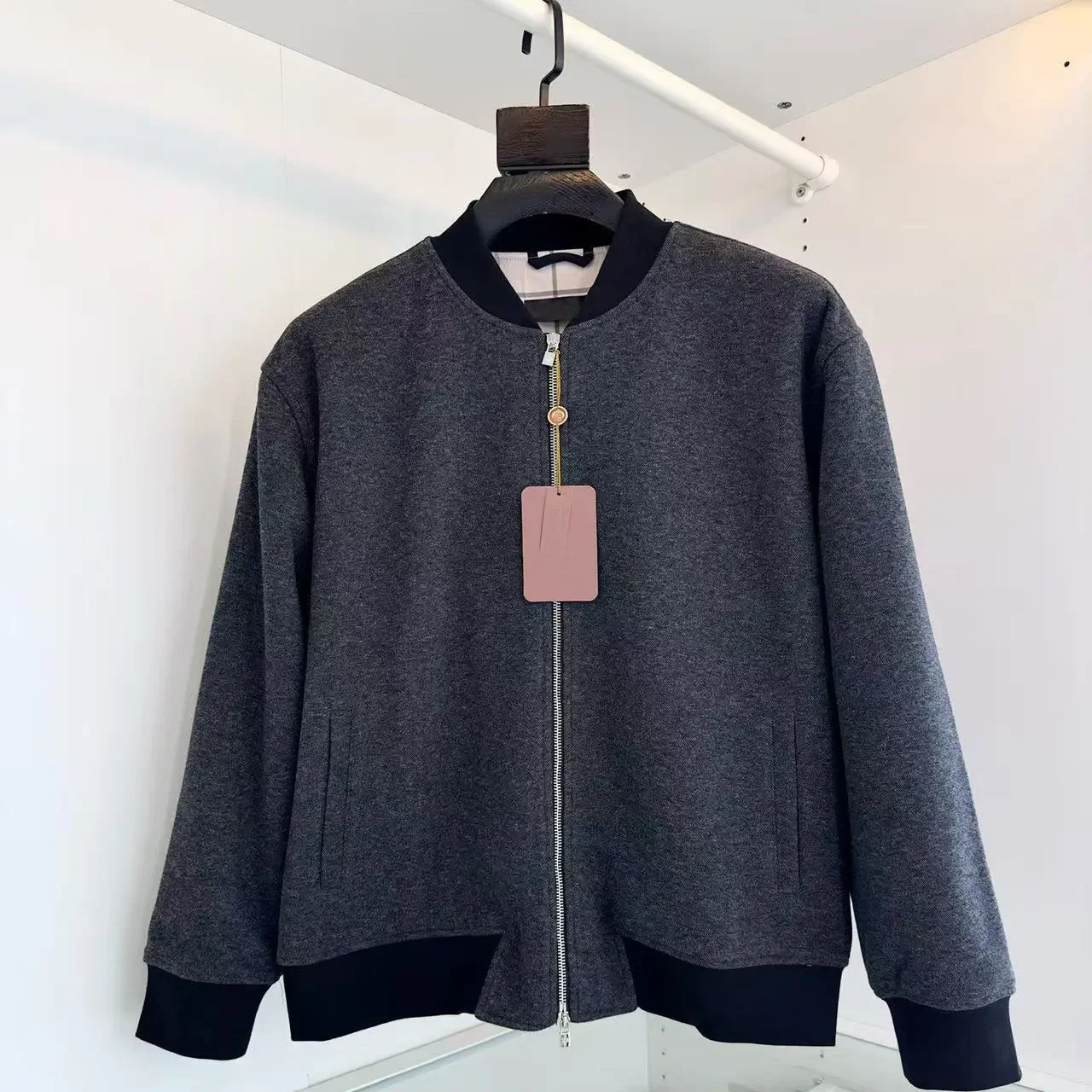 

LP Italian casual round neck old money style jacket 25aw