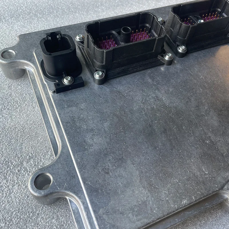 

Модуль управления двигателем Cummins Komatsu Hyundai 4354531 для двигателей QSB6.7, QSC8.3, QSL9, запчасти для двигателей