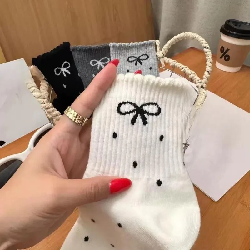 4 Pairs Polka Dots Bow Spring Autumn Stack Socks Women's Elegant minimalist Middle Tube Socks Fashionable versatile women Socks