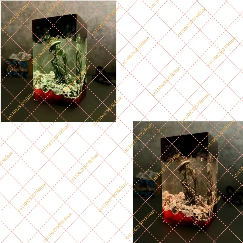 

Space Monster Alien Epoxy Resin Ornament, Movie Peripheral Gift for Movie Lovers