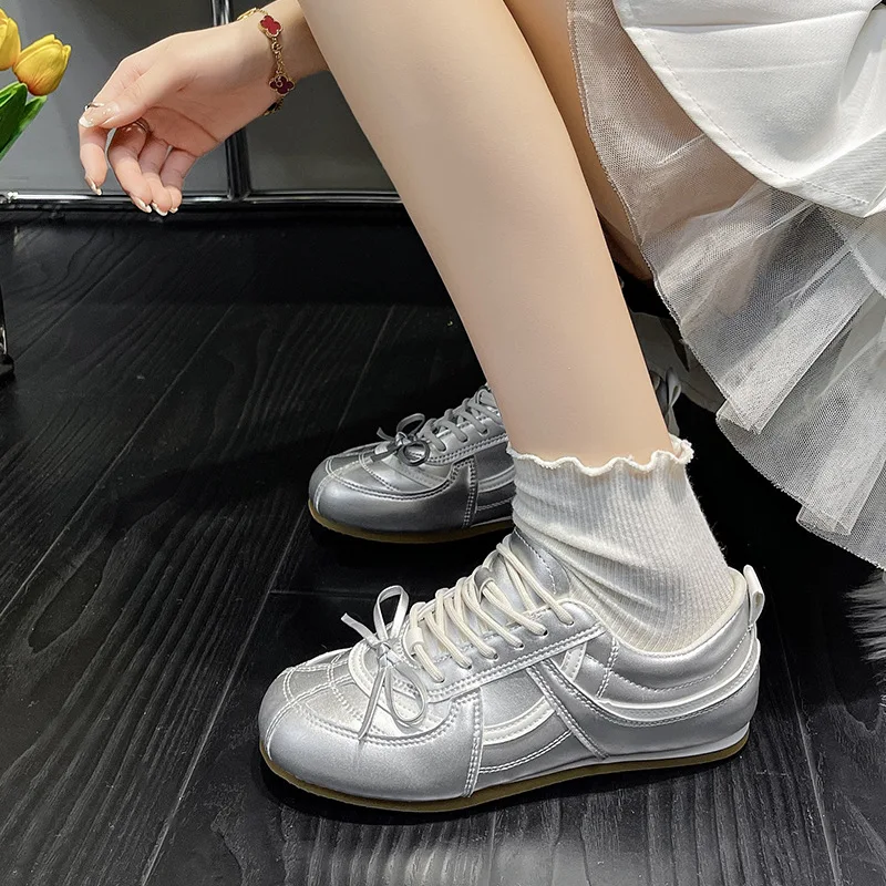 

Ретро-кроссовки для женщин: новые повседневные спортивные туфли на толстой подошве, универсальные кроссовки с оригинальным дизайном, обувь для активного отдыха и путешествий