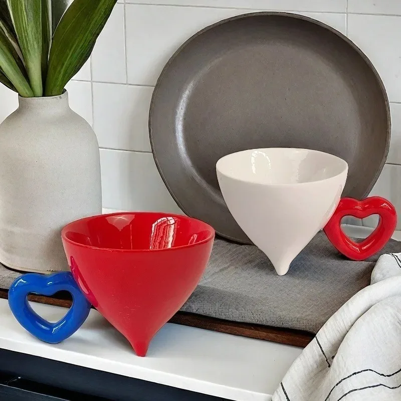 120ML Creative Triangle Pivot Ceramic Cup Heart Shaped Cup Dining Table Coffee Mug Afternoon Tea Milk Cup Exquisite Gifts