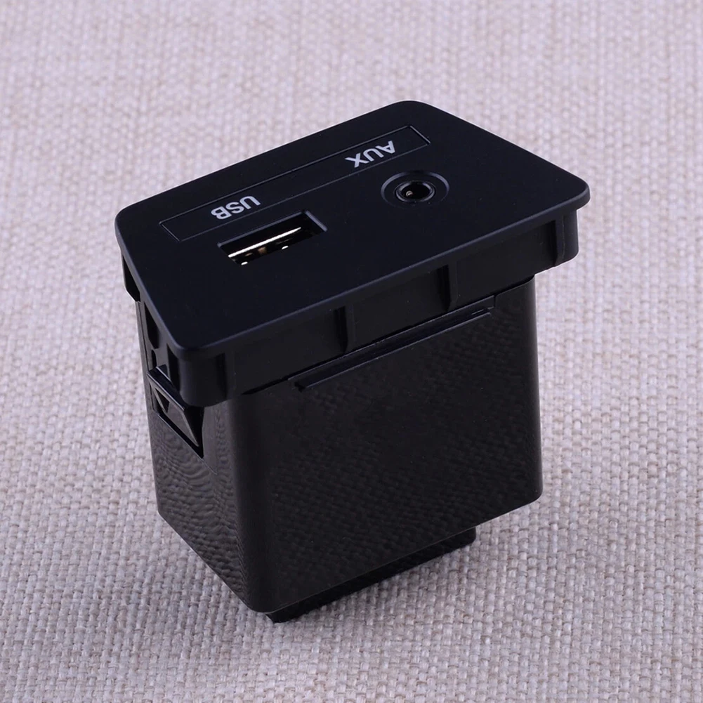 

USB-интерфейс 961102S000 для Hyundai Tucson 2010 2015, идеально разработанный для бесшовной функции автомобиля