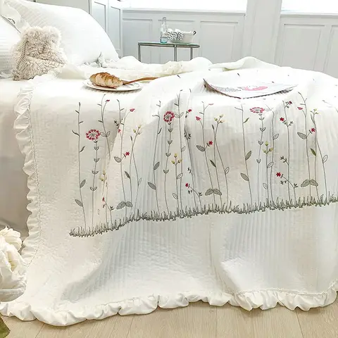 1Pc Korean Princess Ruffles Flowers Embroidery Summer Quilt Bedspread on the bed Quilt Air-conditioning Blanket Bedding Set