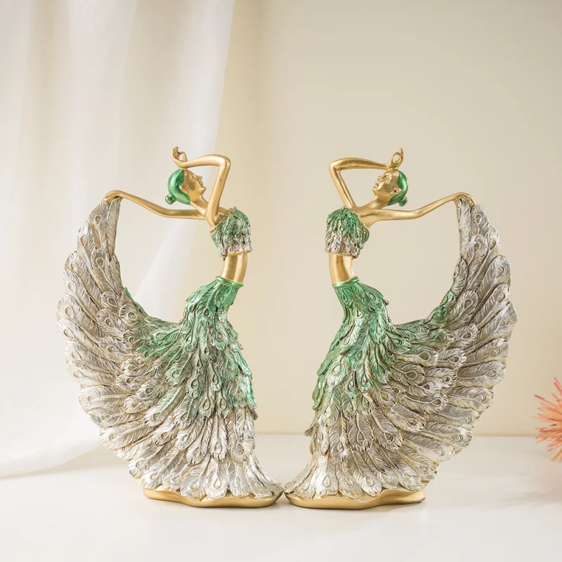 

European peacock dance woman resin figurine for home entrance, birthday, wedding, dance room, gift