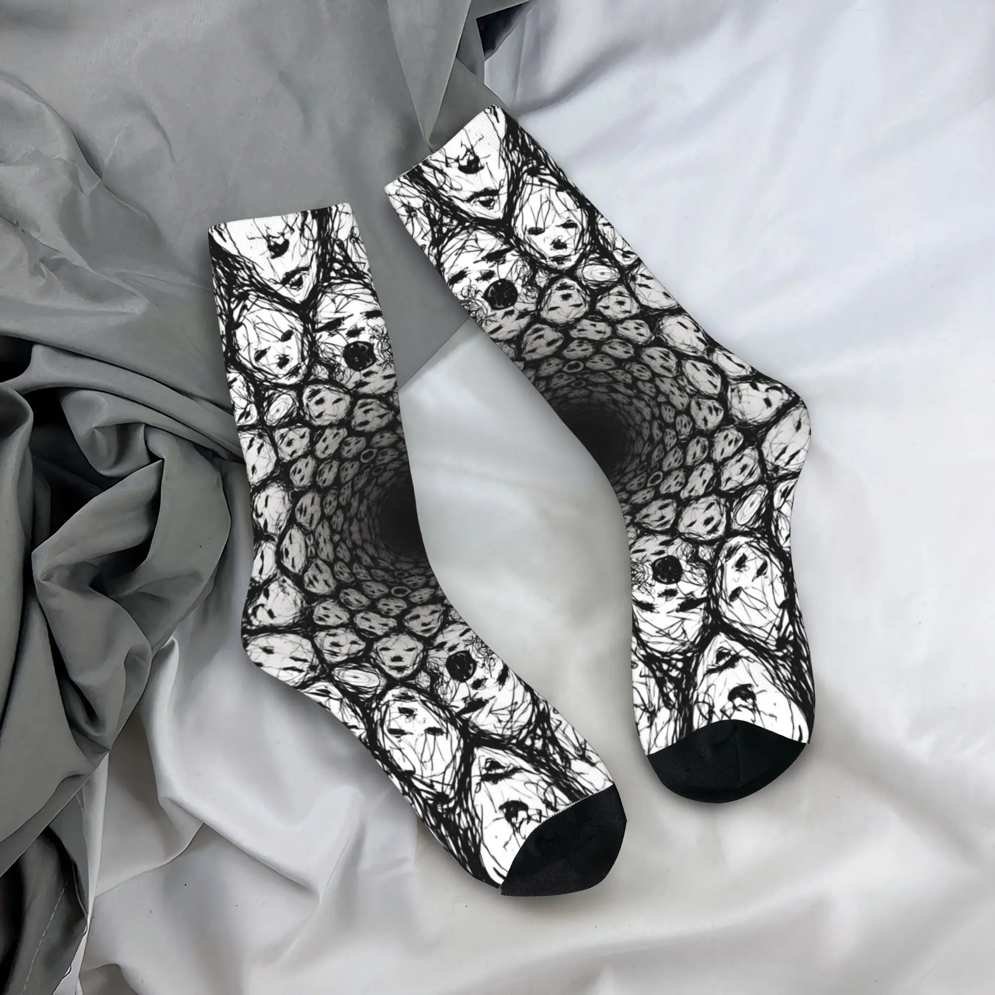 Black and White Skull Kaleidoscope Socks  Graphic Stockings Anti Bacterial Men's Socks Breathable Autumn Harajuku Cycling Socks