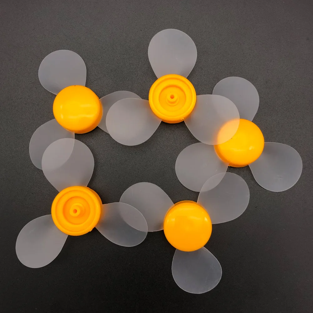 5Pcs/Lot 72MM Soft Plastic Propeller 3 Blade Leaves Fan Bore Hole Aperture 2MM 1.95MM 2A Tight Fitting Toy Accessories 2.5g