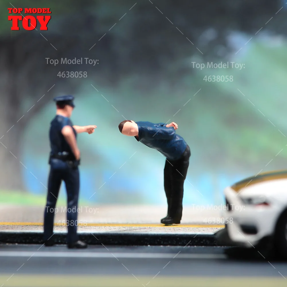 Painted Miniatures 1/18 1/24 1/64 1/43 1/87 Arrested Bending Criminal Male Scene Figure Doll Unpainted Model For Vehicles