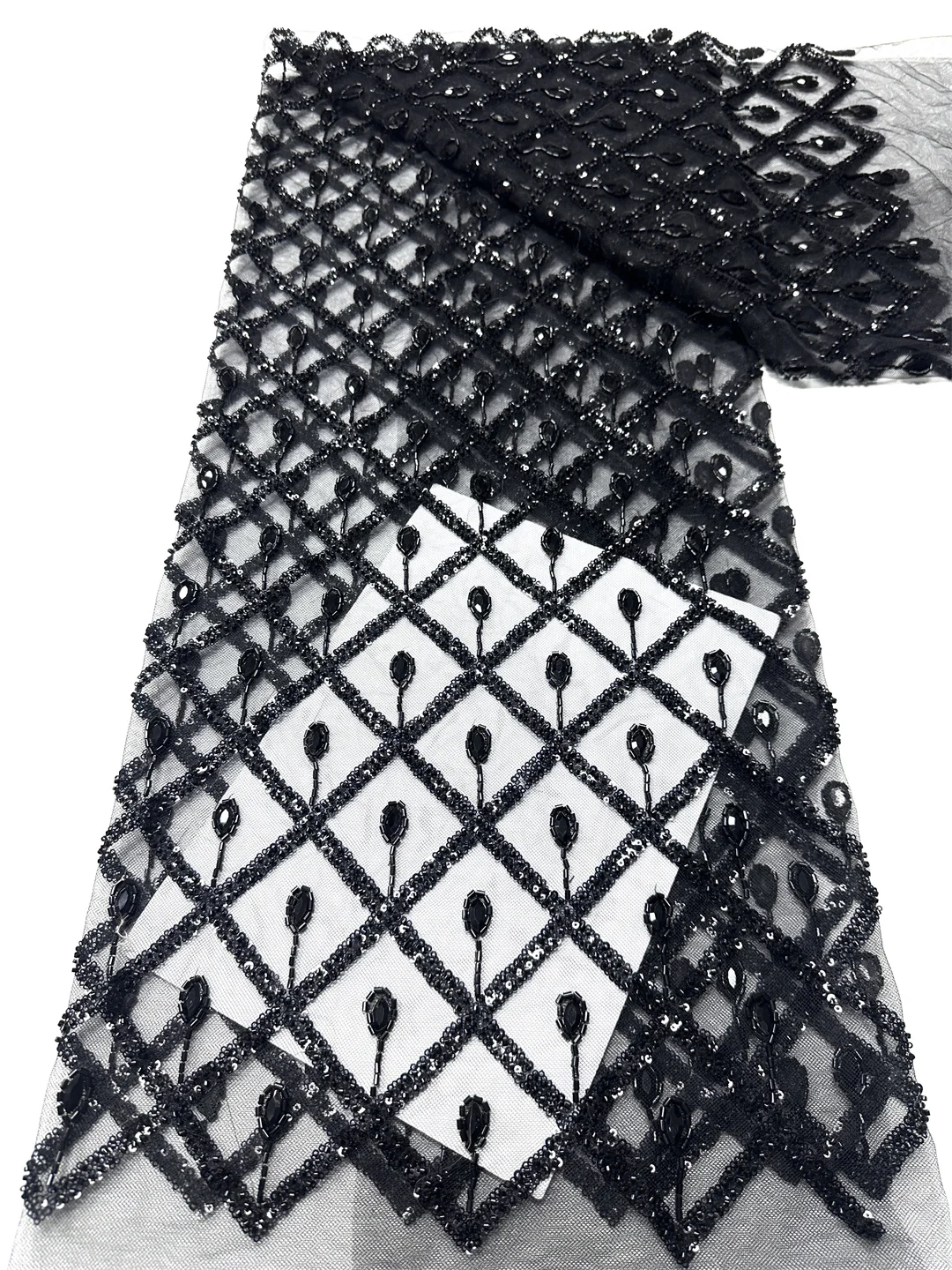 

Nigerian Sequins Net Lace Fabric 2026 New High Quality African Heavy Beaded Lace French Tulle Lace For Women Wedding Dress Party