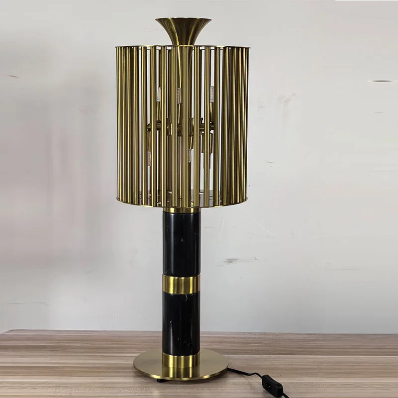 طاولة بار بقاعدة رخامية، فيلا فندقية، غرفة استقبال راقية، ديكور ناعم غير رسمي، مصباح طاولة لغرفة المعيشة #3