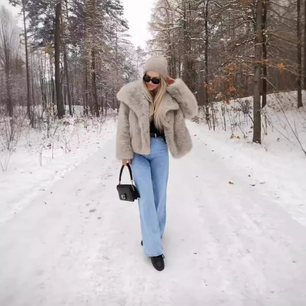 Dicke Dame Künstliche Pelz Temperament Chic Weibliche Eco Pelzmantel Luxus Frauen Winter Nerz Pelzmantel Pelzigen Kragen Reine Farbe