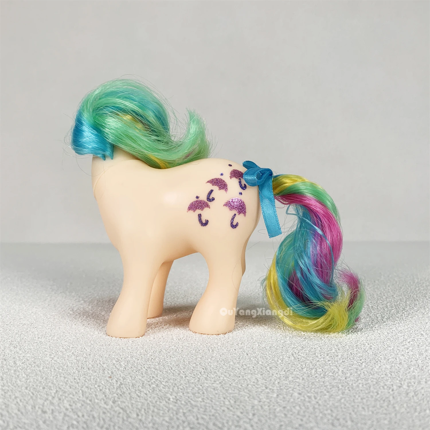 P10 008 Action Figures 10cm Little Cute Horse Model Doll G1 Parasol Anime Toys for Children