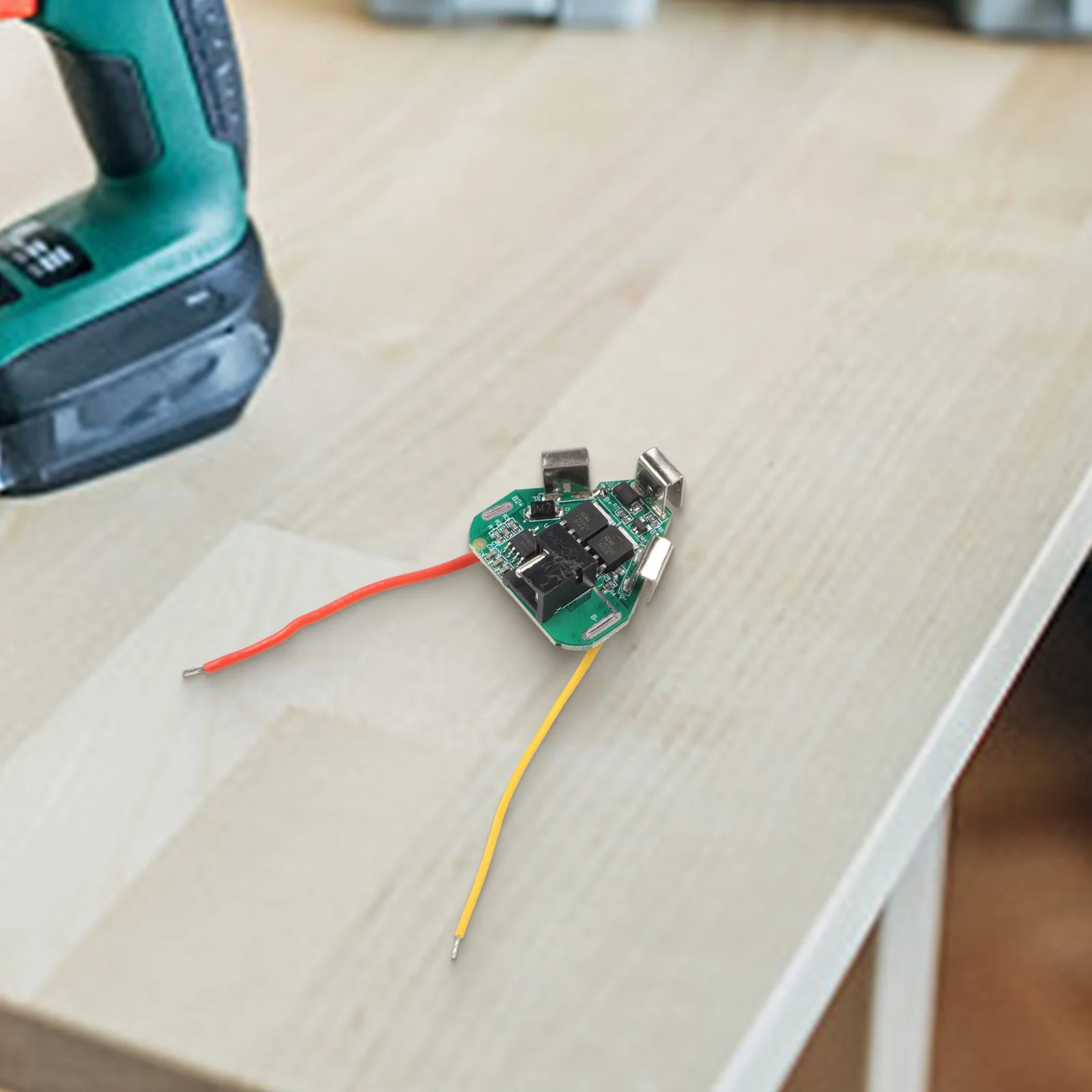 

Плата защиты для садового оборудования 33.7*36.5мм 40А±5А, высококачественный материал, надежная защита от перегрузки по току, хит продаж