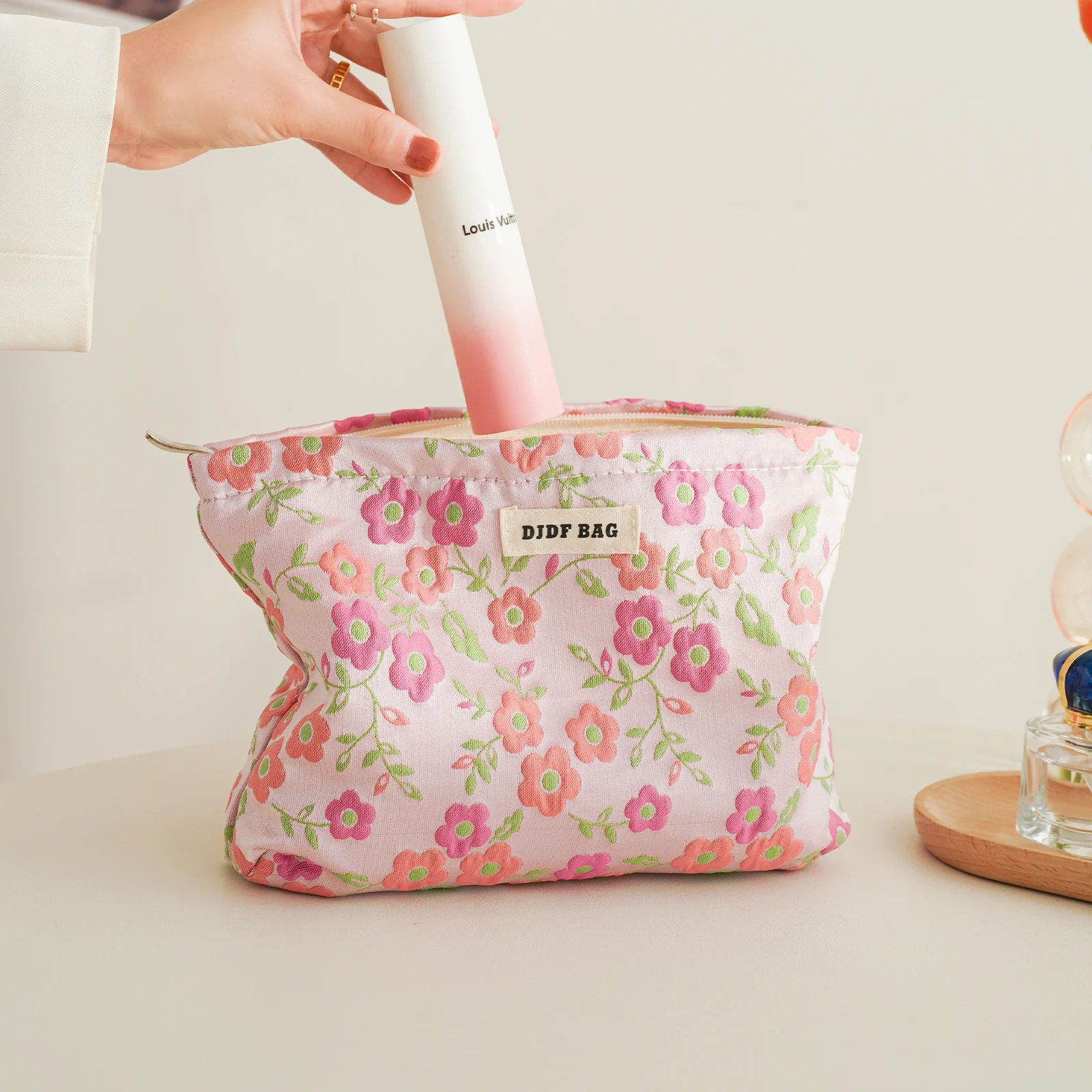 Pink Flower Women\'s Makeup Bag Large-capacity Lipstick Sanitary Napkin Storage Bag High-quality Clutch Portable Toiletry Bag