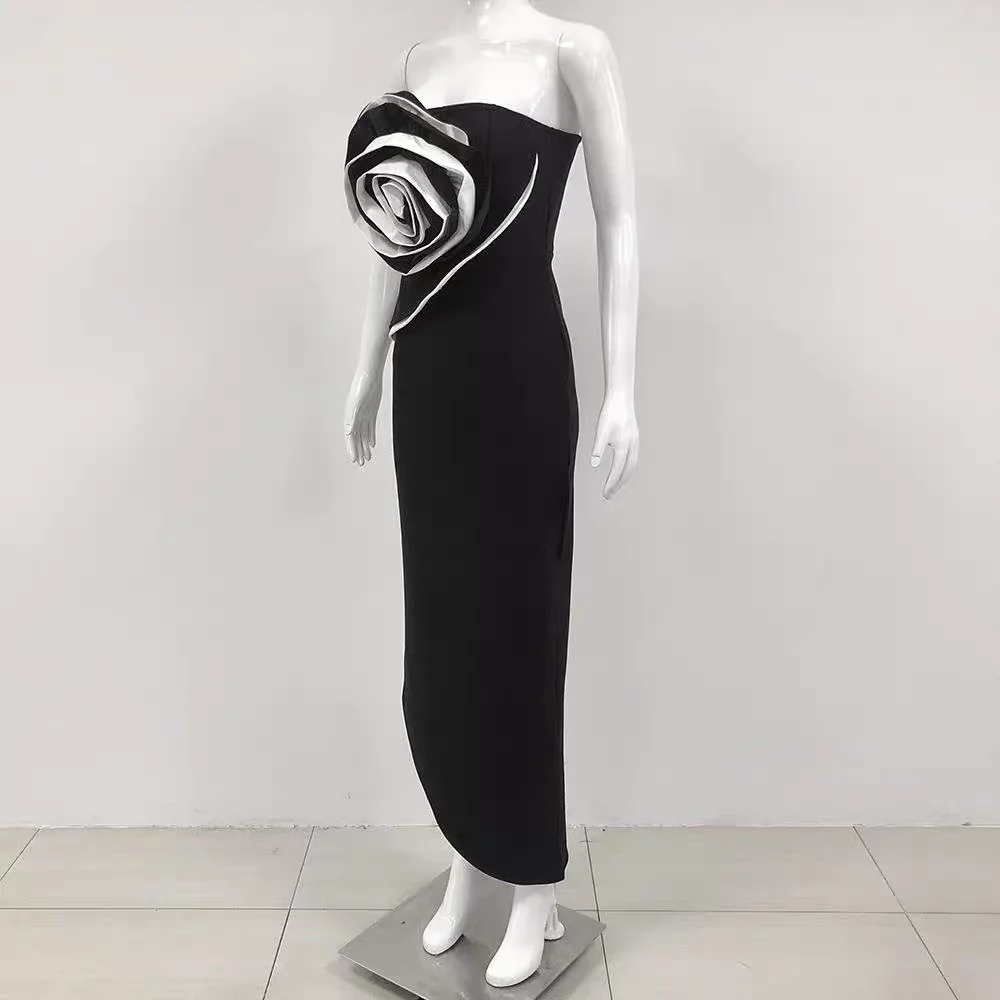 Customized Evening Dress Strapless 3D Black White Rose Sculpted Bust High Side Slit Contrast Draped Floor Length Avant-Garde