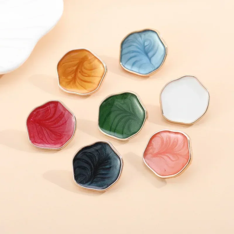 10pcs Water Wave Shape Shank Buttons Beautiful Irregular Plastic Plating Buttons Woman Coat Apparel Accessories
