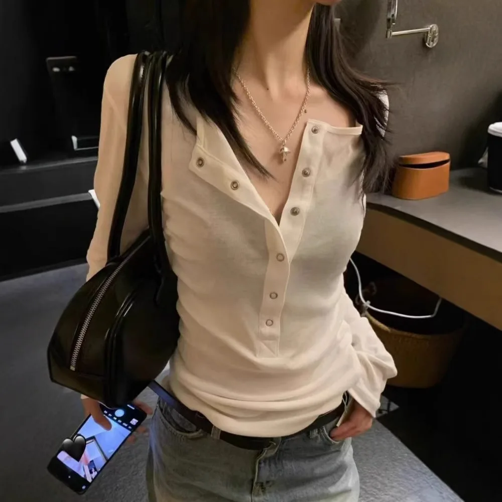 Slim Fit Korean Style Knitted Long Sleeve T-Shirt Women's Pure Color Shirt Autumn Season Fashion Casual Top Half Button Design