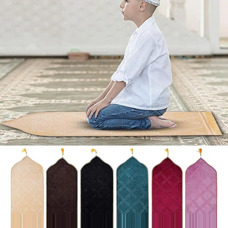 Soft Worship Kneel Travel Prayer Rug Non-slip Prayer Mat Flannel Carpet for Muslim Ramadan Embossing Floor Carpets Portable