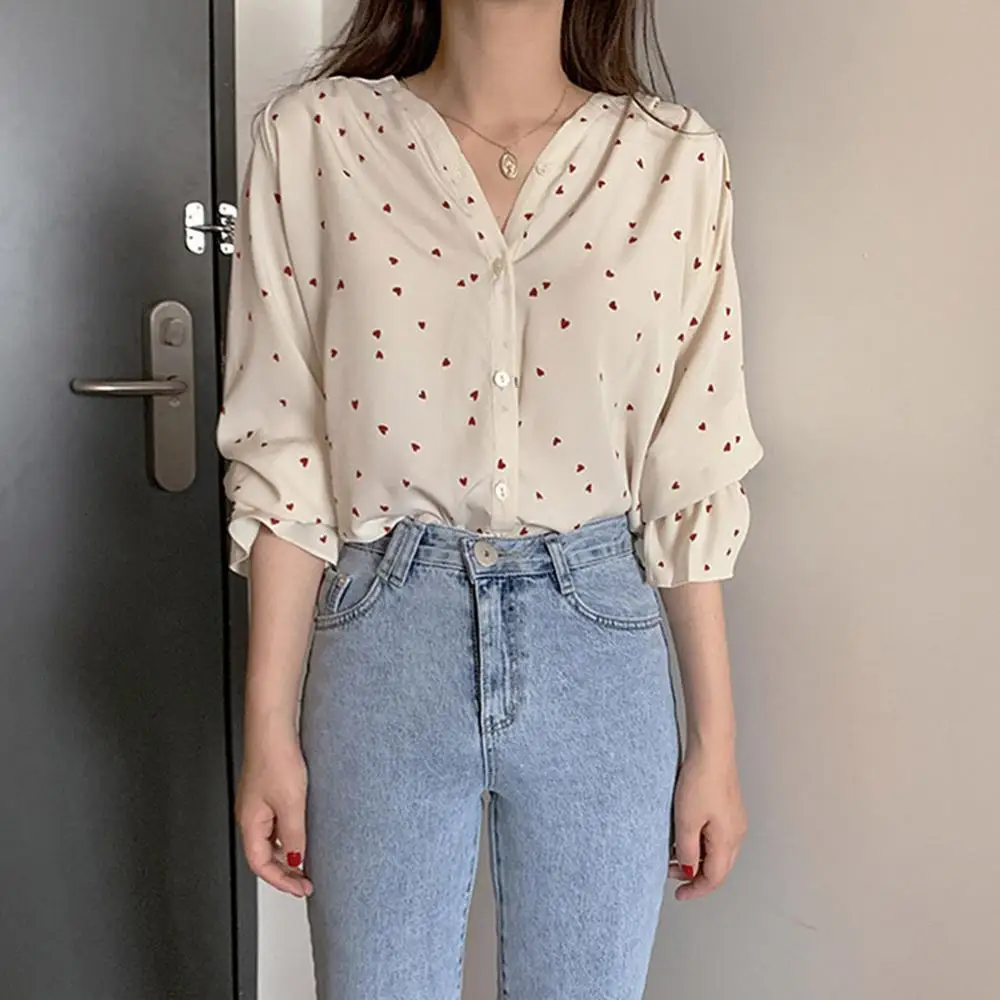 Korean Style Women Chiffon Blouses Heart Print Loose Button Up Shirt Women V Neck Long Sleeve Casual Blouse Office Ladies Shirt