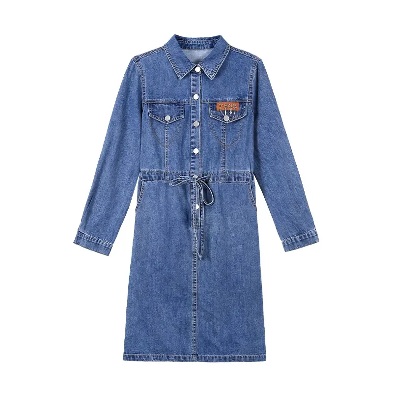 ชุดเดรสแฟชั่นคาวบอยสําหรับผู้หญิงในฤดูใบไม้ผลิฤดูใบไม้ร่วง 2025 ใหม่และดูแลดูผอมแขนยาวเสื้อเชิ้ตยาวปานกลางและเดรสยีนส์หญิง