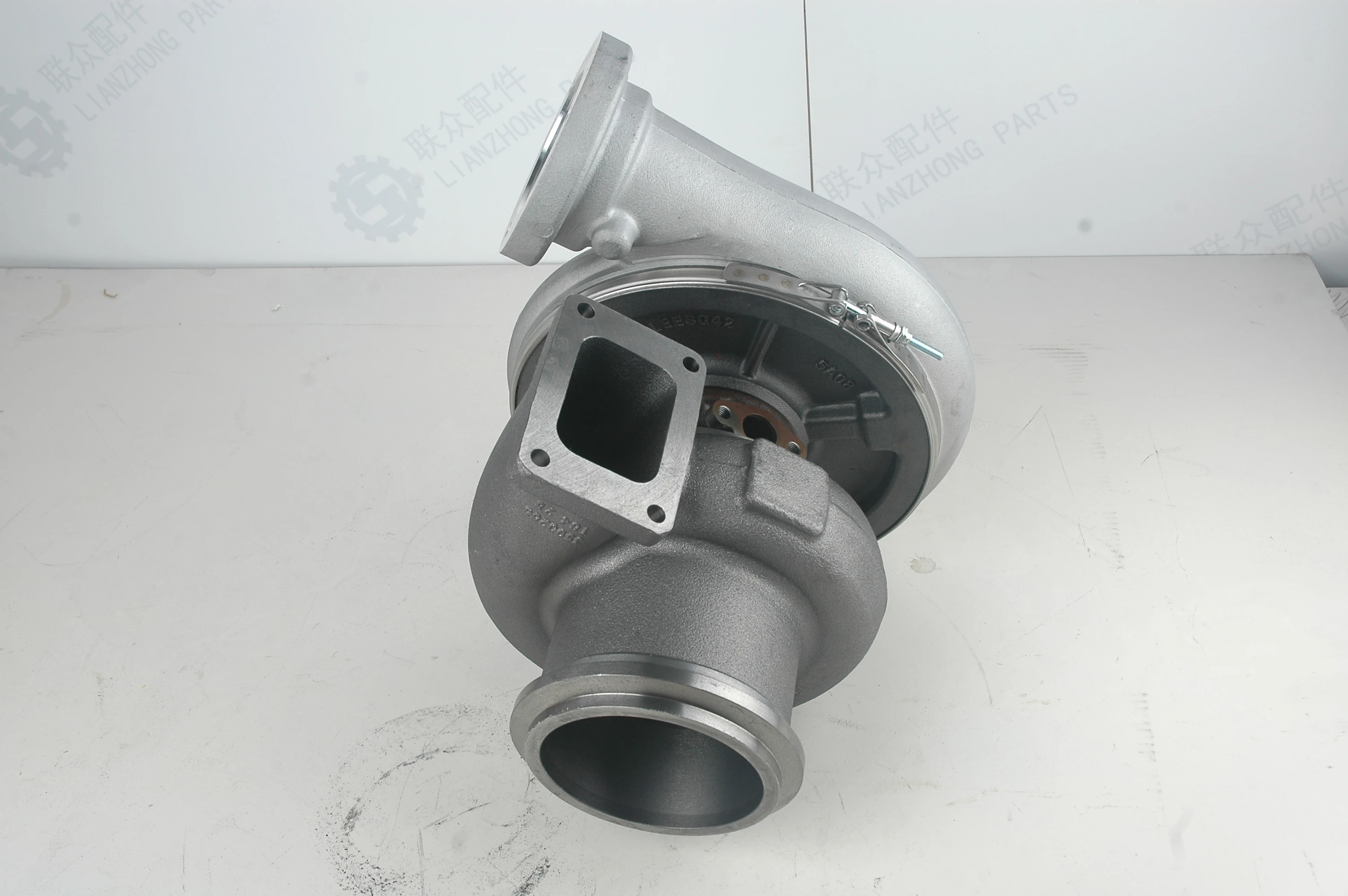 Engine Parts Turbocharger isuzu nissan brand motor cummins QSX15 turbo 3594195 3595034 3595035