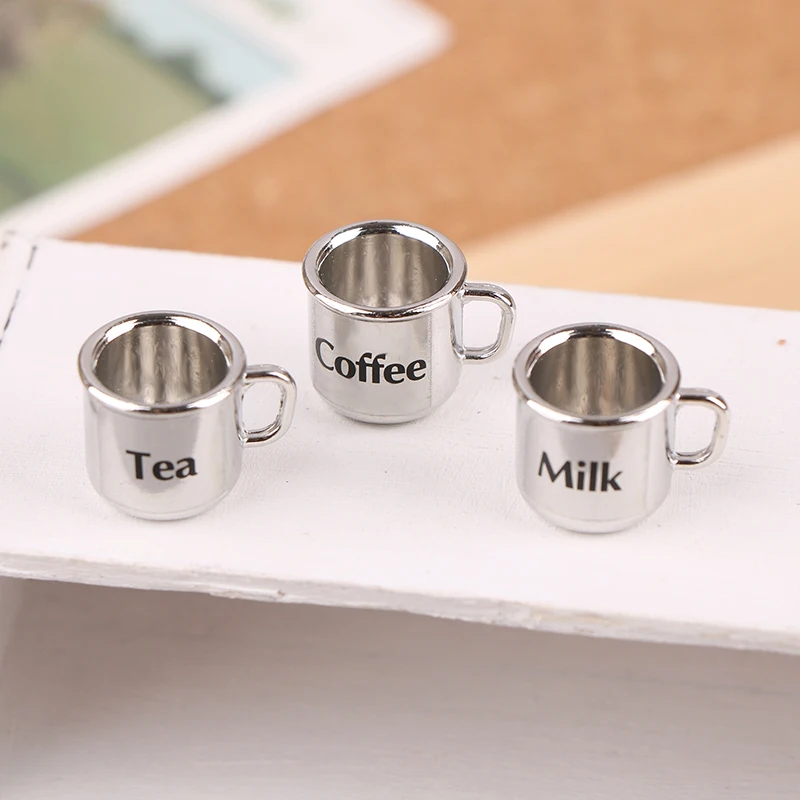 Mini taza de té y café de Metal para casa de muñecas, accesorios de cocina, juguetes de decoración para casa de muñecas, alta calidad, 1/12, 1 ud.