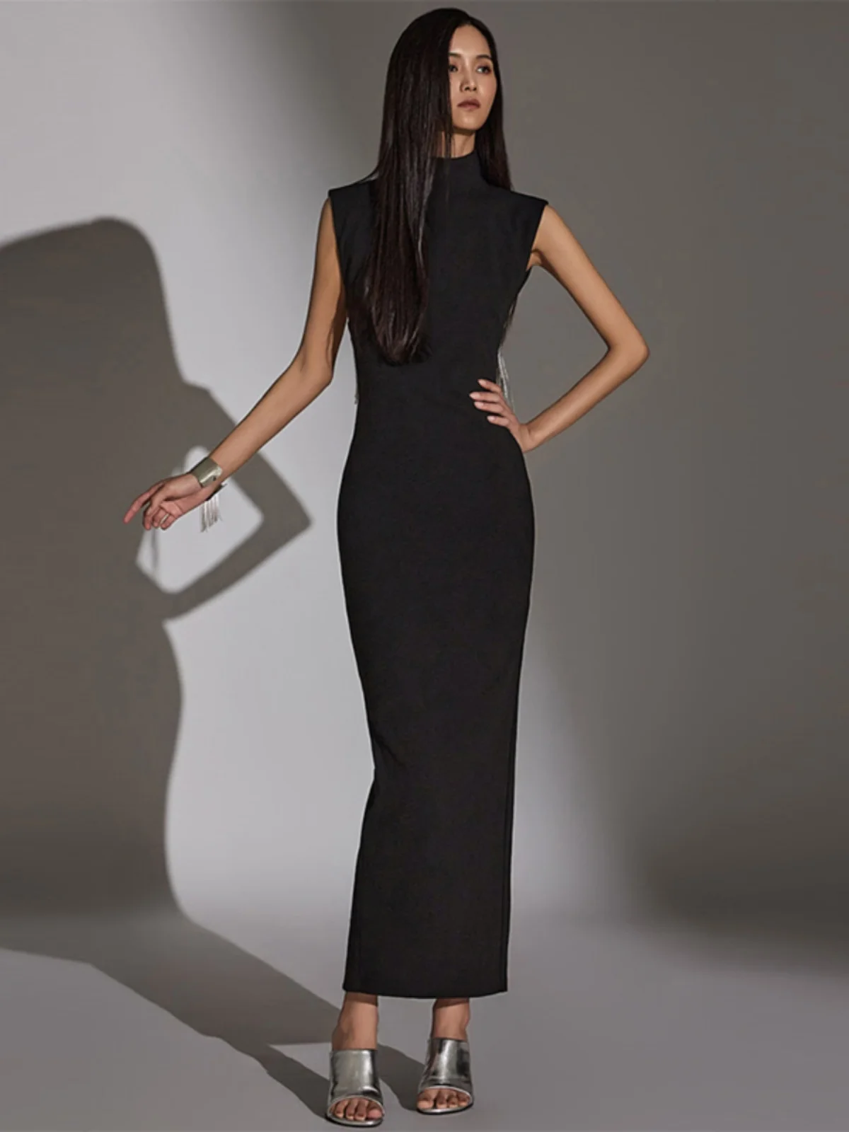 

Сексуальное платье с бисерной отделкой и высоким воротником, облегающее, приталенное, для весны и лета, новинка, женская модная одежда