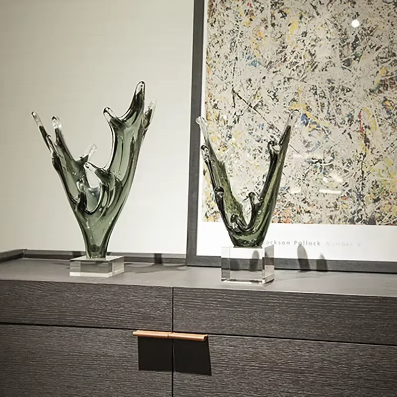 Realistic Condensation Splash Glass Ornament Unique Handmade Art Craft for Household Shelf Display