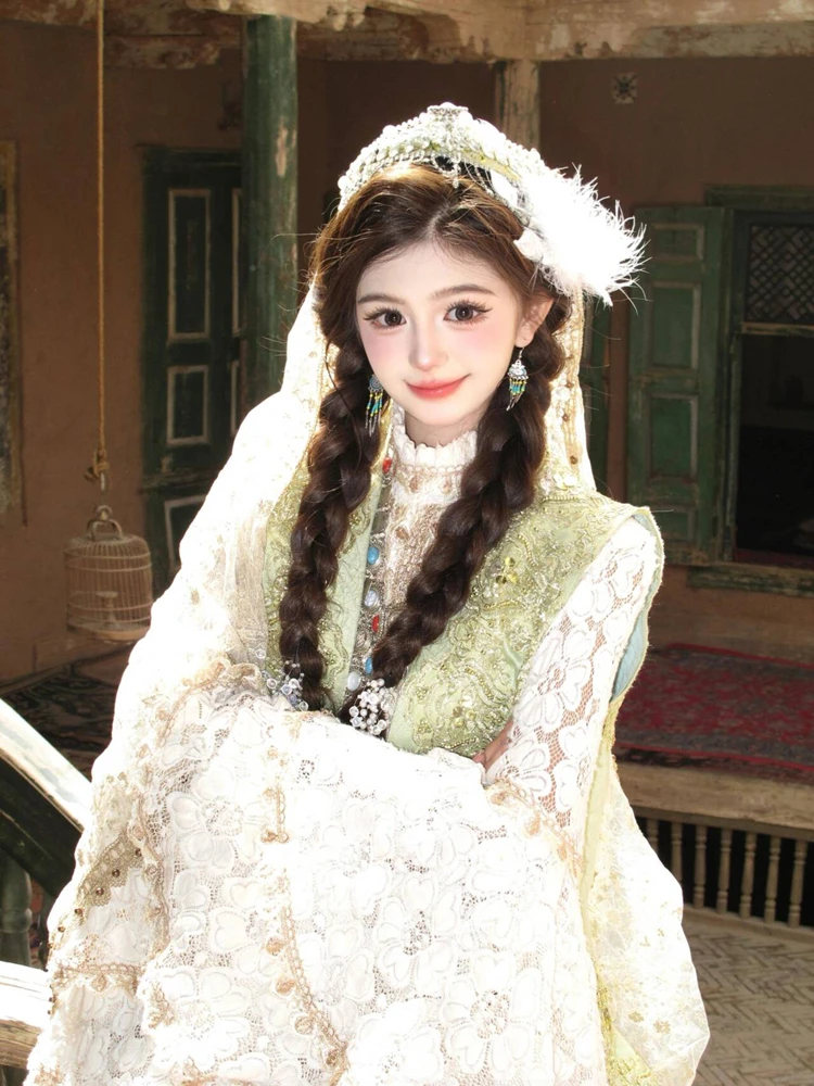 プリンセススタイルのエスニックウイグル衣装写真撮影用衣類若い - Ethnic Fashion Shoot のレビューと価格