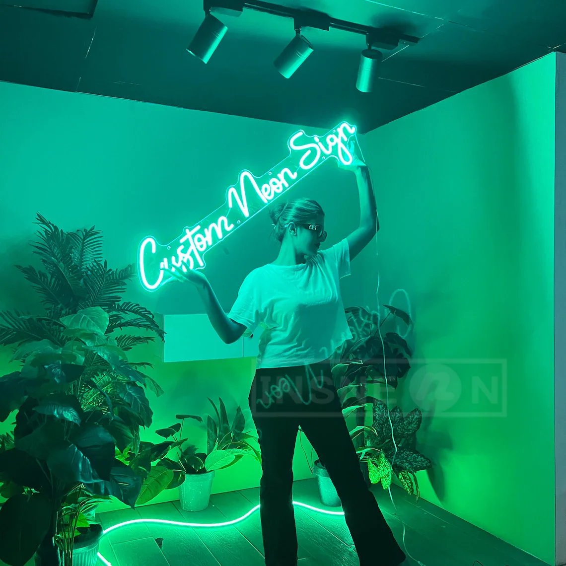 

Неоновая вывеска на заказ, светодиодная вывеска с именем для детей, персонализированная светодиодная неоновая вывеска для декора стен, подарок для подростков, декор для спальни