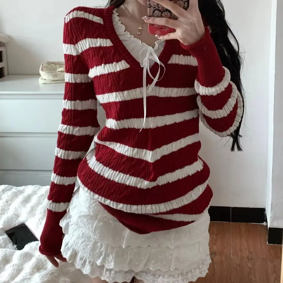 

Korea Three-Piece Set Sweet Style Striped Contrasting V-Neck Twist Sweater Suspender Skirt 2025 Early Spring New Suit