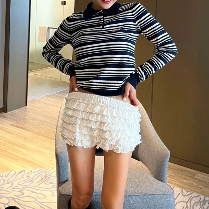 Spodnie damskie na wiosnę i lato 2025, urocze, z odkrytymi nogami, długie spódnico-spodnie typu \"cake\", z koronką w kształcie grzybów i bufiastymi szortami z kwiatowymi pąkami.