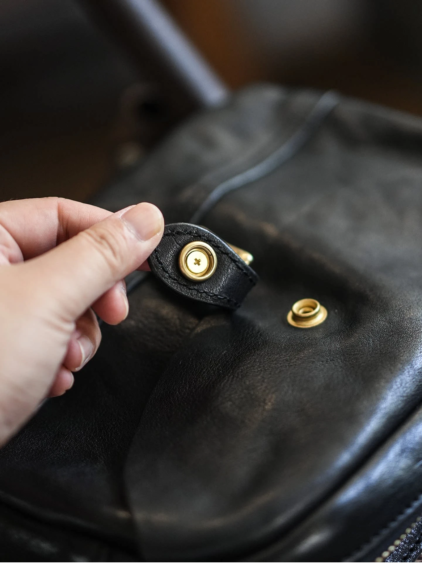 PNDME Mode-Organizer Designer-Umhängetasche aus pflanzlich gegerbtem Rindsleder für Herren, lässige Vintage-Luxus-Schultertasche aus echtem Leder – Detail 15