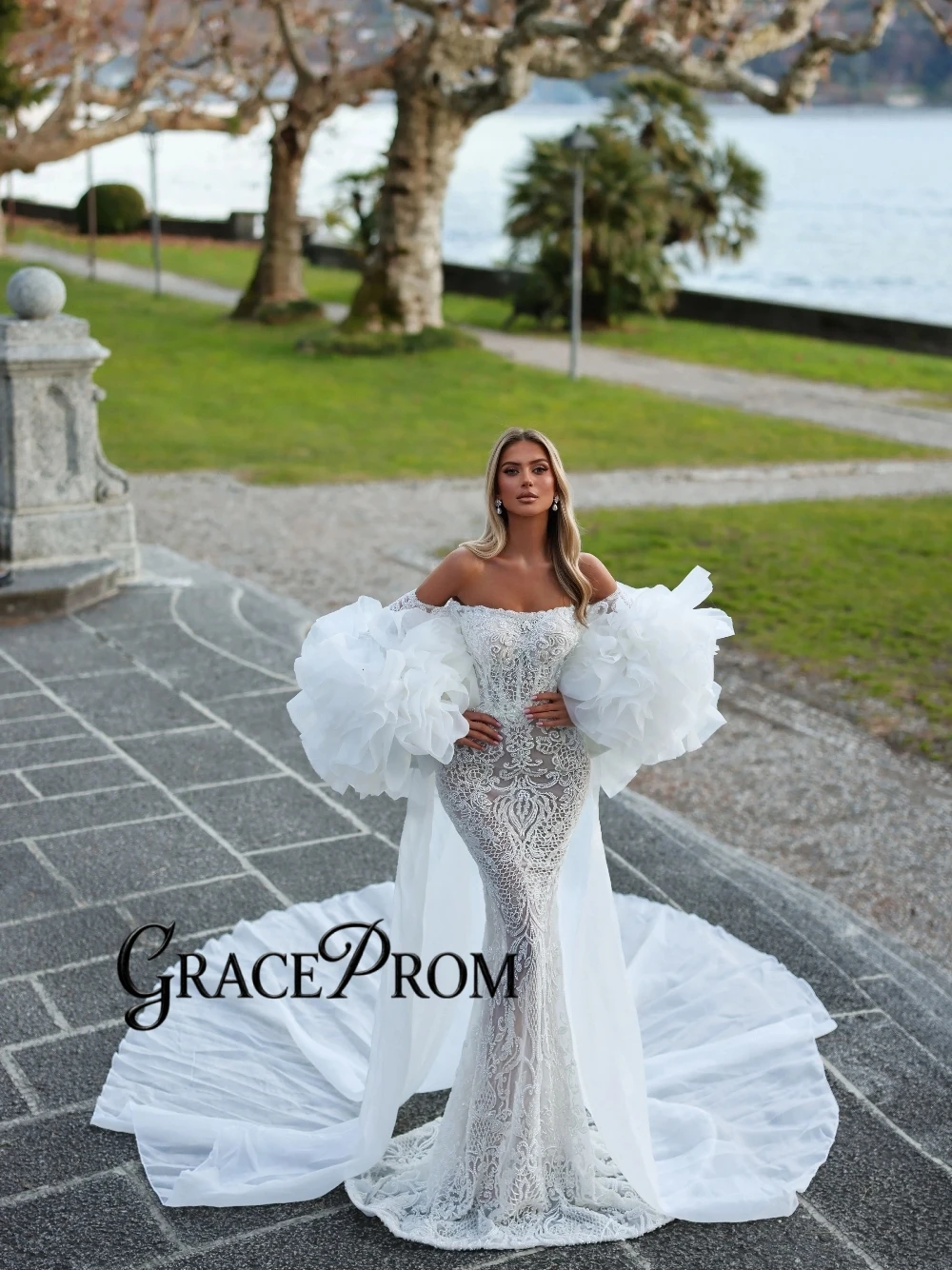 

New Arrival Exquisite Beaded Wedding Dress With Flowered Cape Elegant Off Shoulder Mermaid Bridal Gown Customized For Women