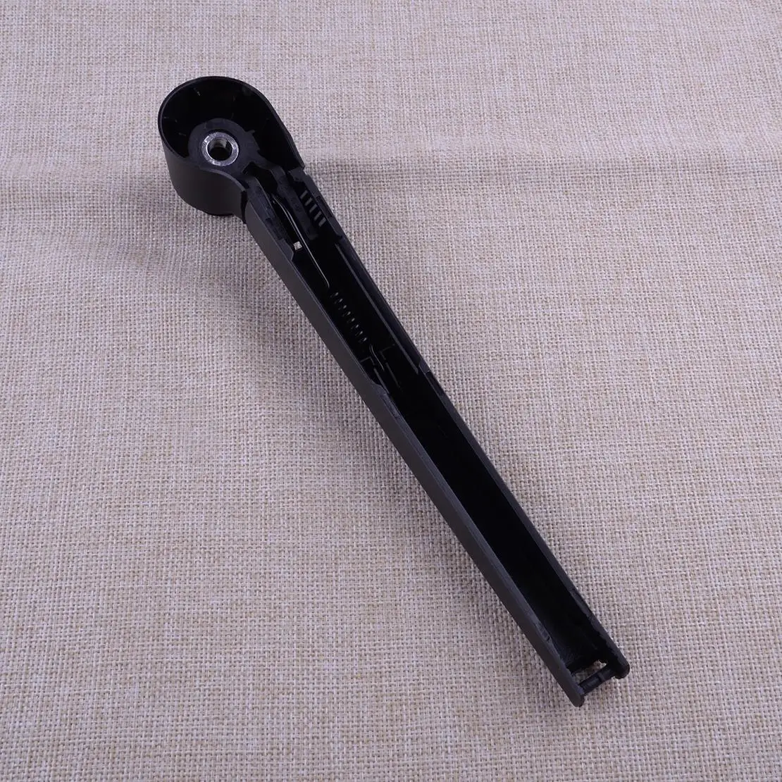 C242-B002-BLK Черный рычаг стеклоочистителя заднего стекла подходит для VW Polo 1.2 1.4 1.9 Tdi E S 9N BJ 2001-2009