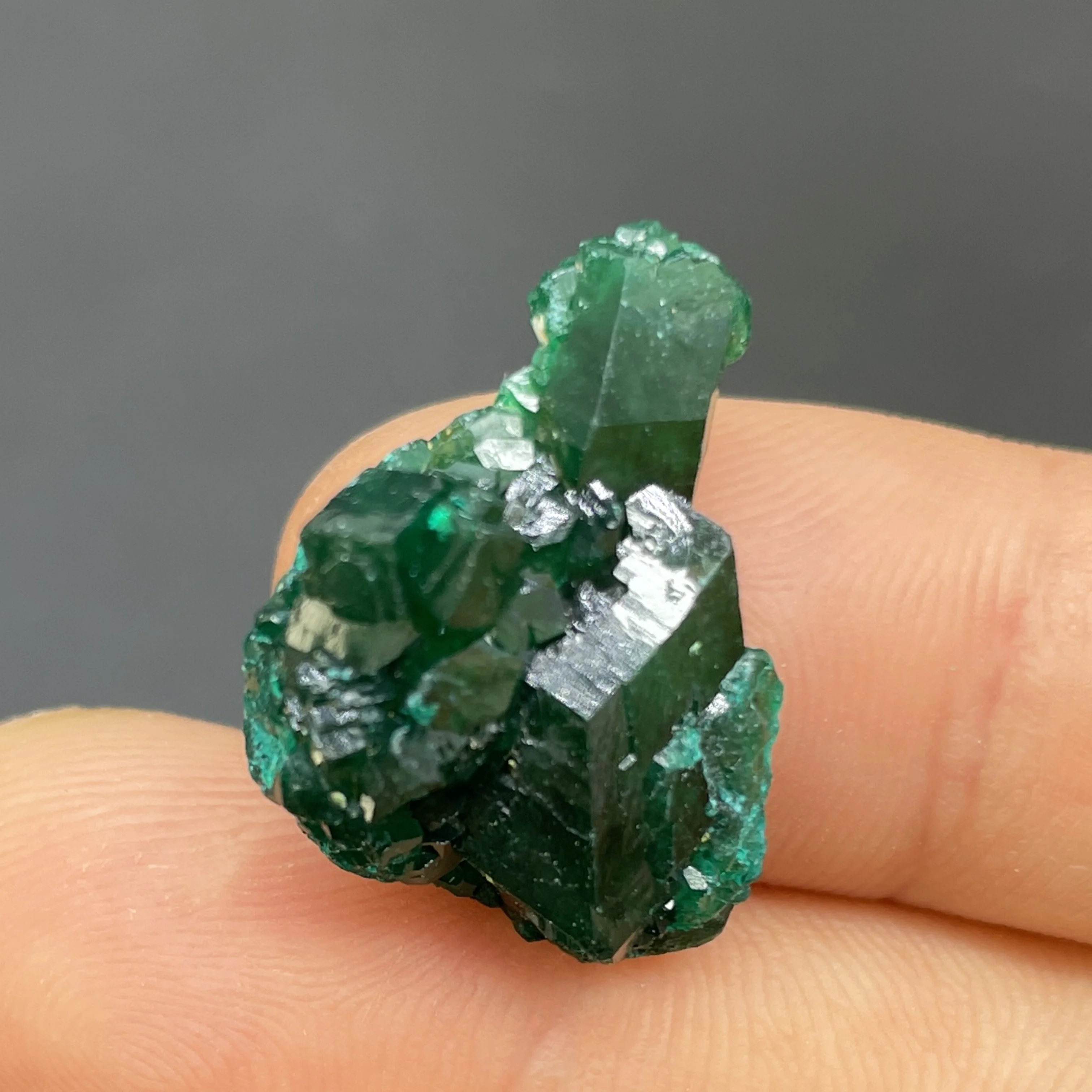 Natural Congo Green Dioptase Mineral Specimen Crystals Quartz Healing Stone Teaching Collection Home Decor M1-18