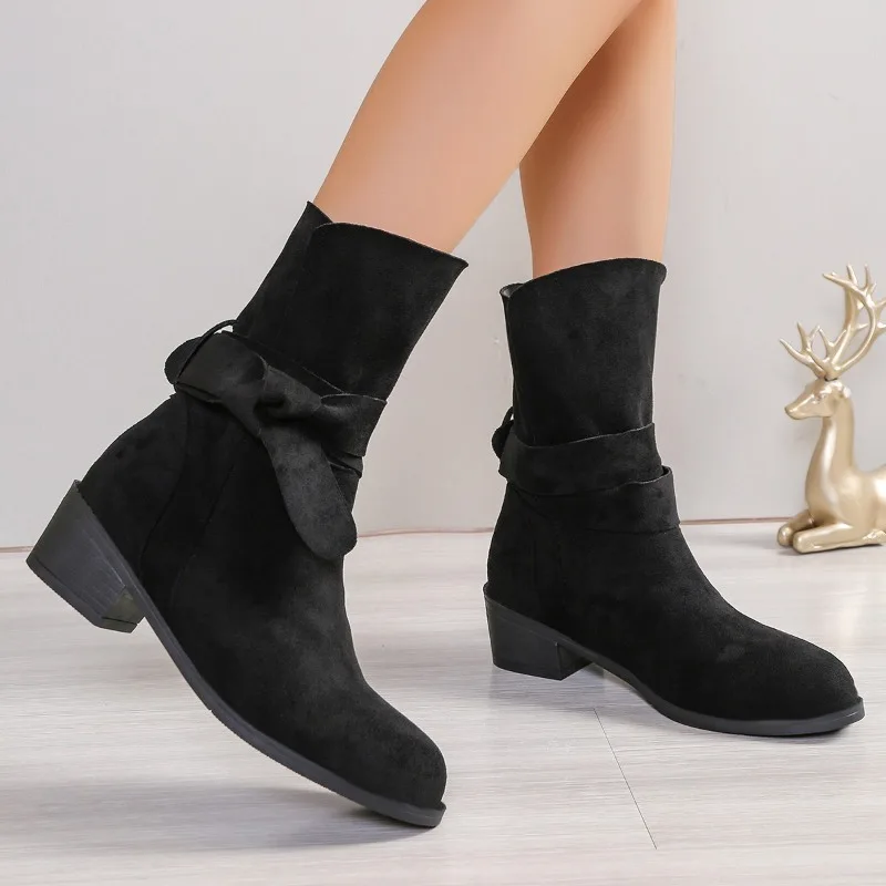 

2025 New Women Ankle Boots Low Heels Round Plus Size Casual Shoes Faux Suede Female Low Chelsea platform