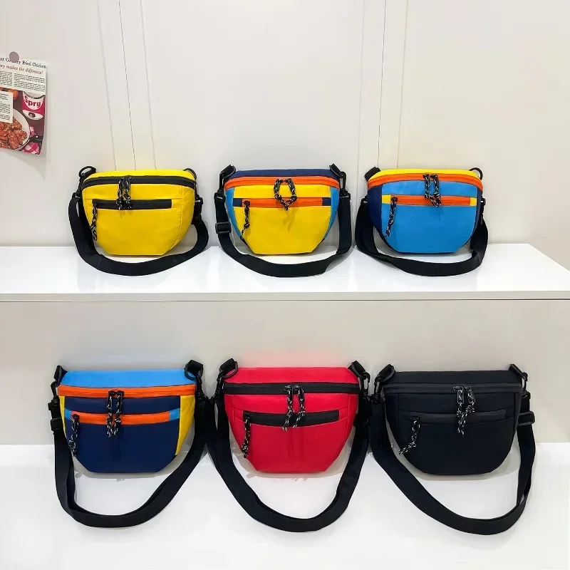 موضة النايلون سستة الحلو المرأة حقائب كروسبودي 2026 رائجة البيع المرقعة التنقل أكياس الخياطة الموضوع حقائب كتف متعددة الاستخدامات