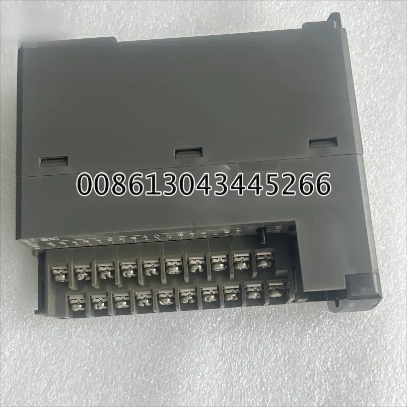 Original 90% New NP1AXH4-MR Analog Input Module For Komori PLC Controller Device Level Communication Module NP1AXH4MR 4Channel