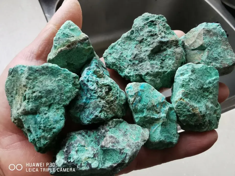 SLEEPING BEAUTY TURQUOISE NUGGETS ROUGH - 100 carats LOTS - VERY HIGH QUALITY