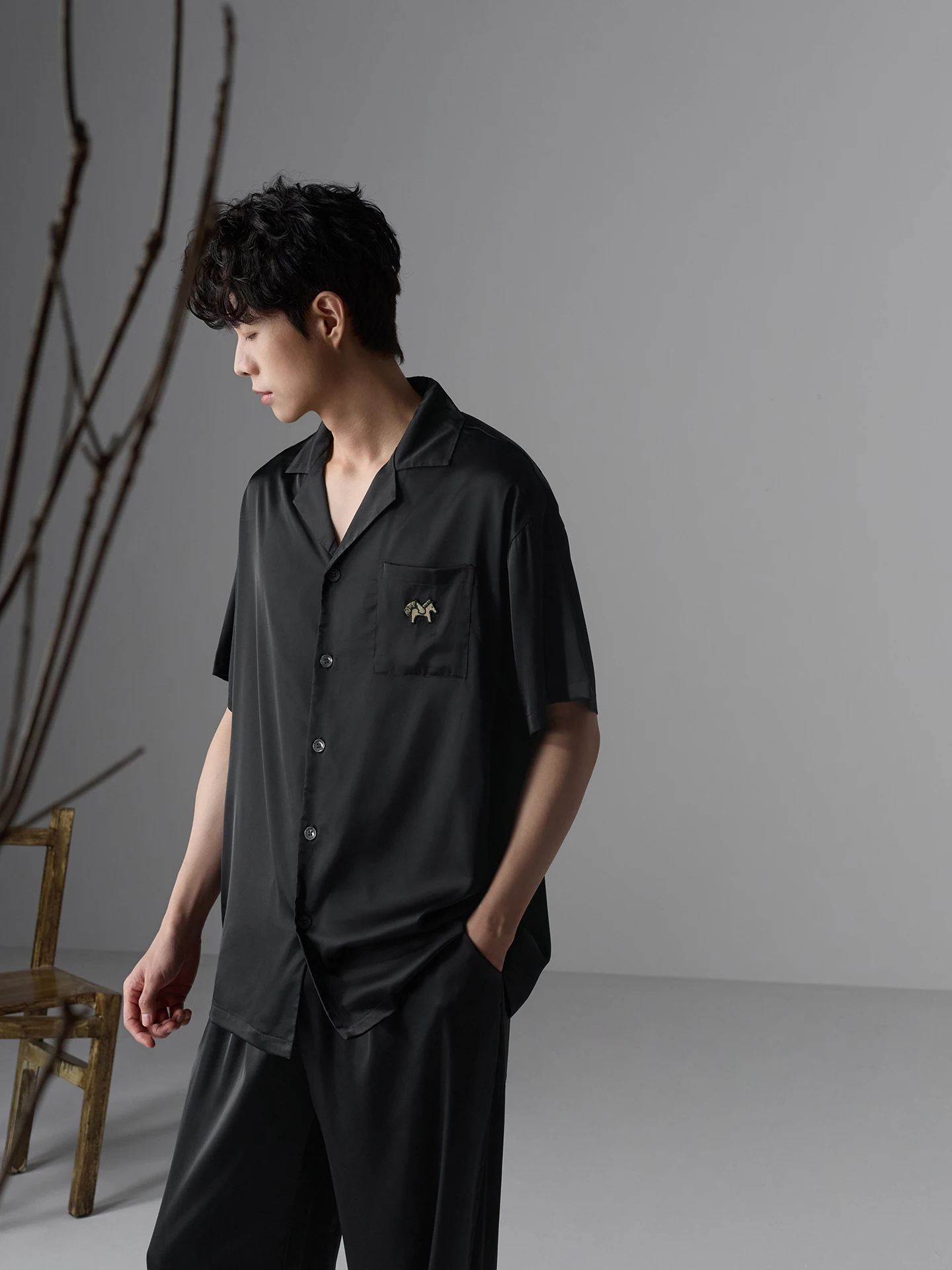 conjunto-de-pijama-de-seda-helada-para-hombre-manga-corta-y-pantalon-largo-sensacion-de-lujo-ropa-para-el-hogar-uso-en-exteriores-sensacion-fresca-verano