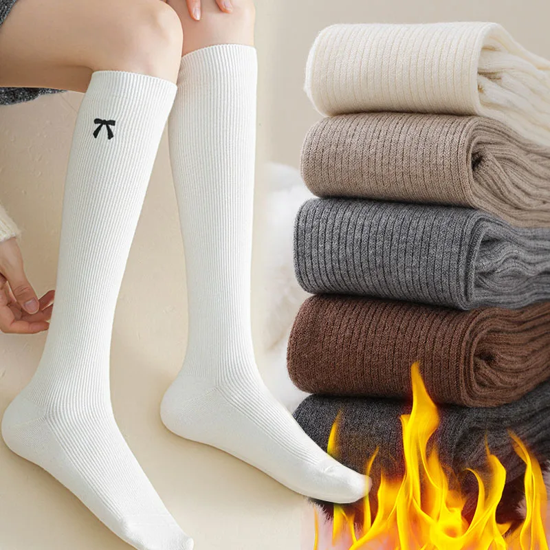 

Embroid Bowknot Cotton Calf Socks Winter Warm Thickened Knitted Black White Long Socks Fashion JK Home Floor Sleeping Stockings